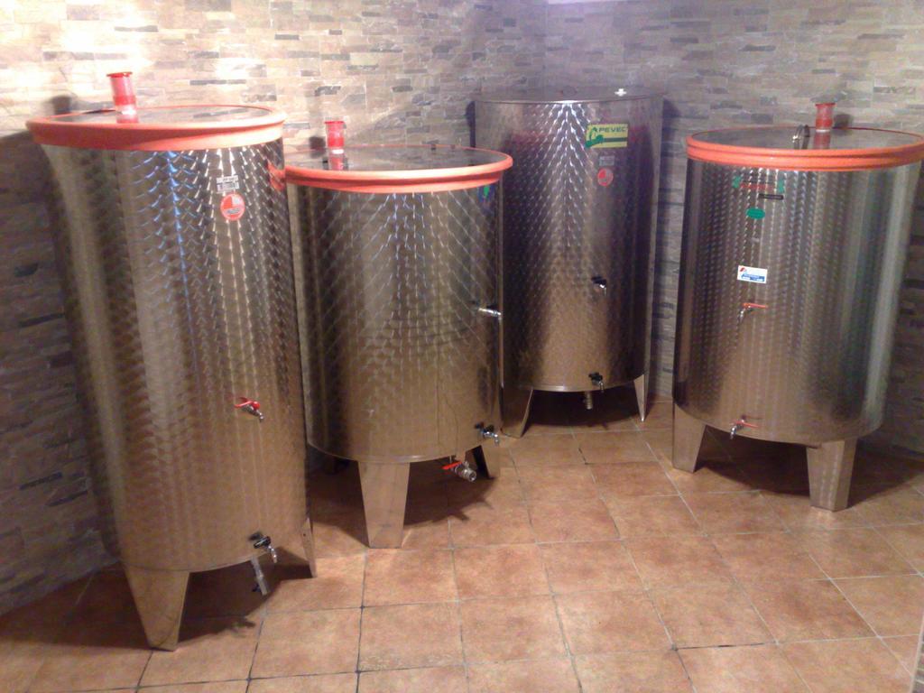 לון Apartments Ivan מראה חיצוני תמונה